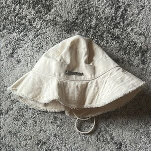 Jacquemus artichaut bucket hat
